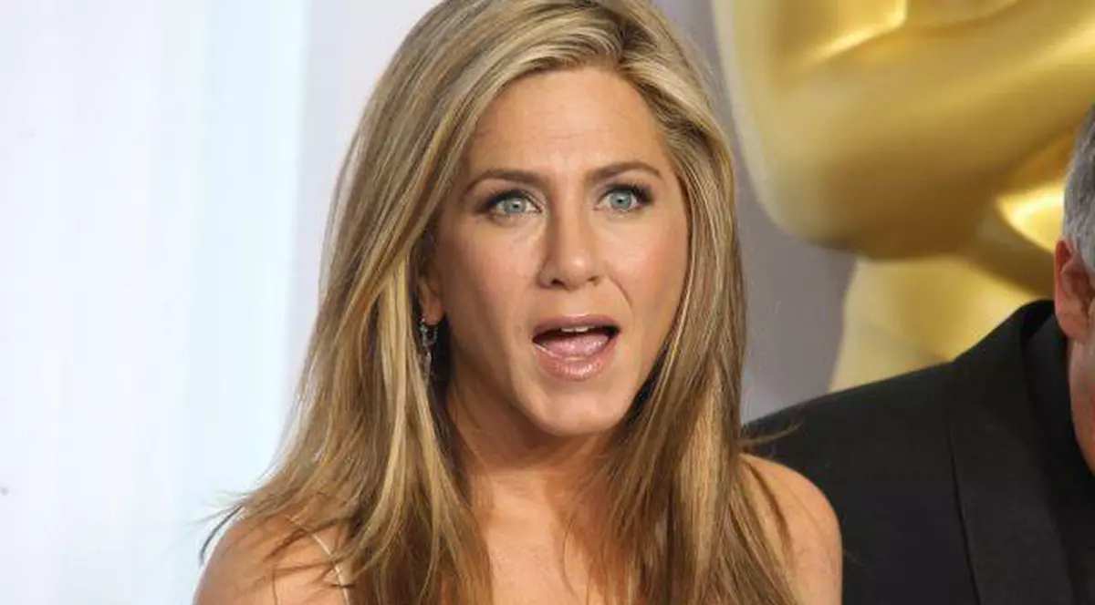 Veste uriasă la Hollywood! Jennifer Aniston este însărcinată cu gemene