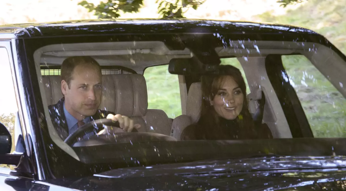 Kate Middleton cu o nouă coafură! Ducesa pare bătrână și obosită | FOTO