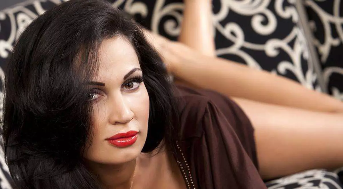 MOTIVUL pentru care Nicoleta Luciu își face injecții cu botox: vrea să arate perfect pentru copiii ei | FOTO