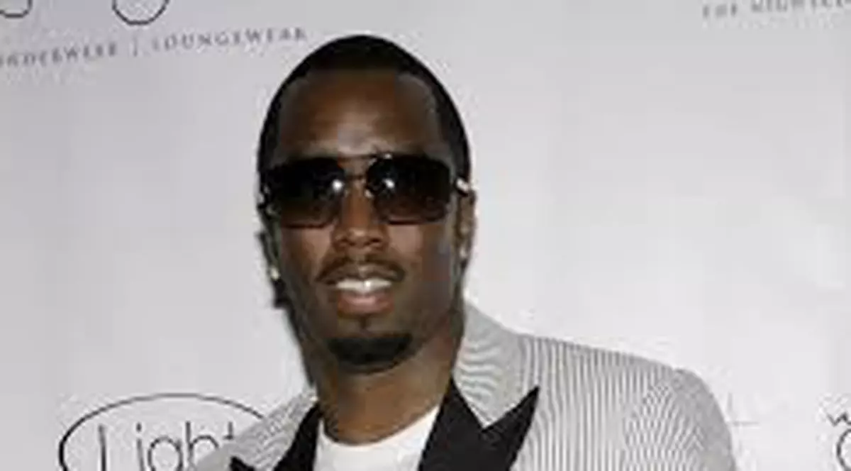 A făcut 60 de milioane de dolari într-un an! Află care e cel mai bine plătit rapper din lume 