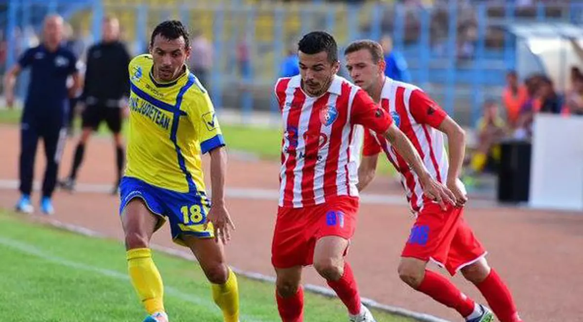 Liga II, etapa a cincea. Meci nebun la Mediaș, cu șase goluri și trei penalty-uri. FC Baia Mare, liderul din seria a doua, bate la Oradea. Ceahlăul pierde la Clinceni, Brașovul învinge la Târgoviște