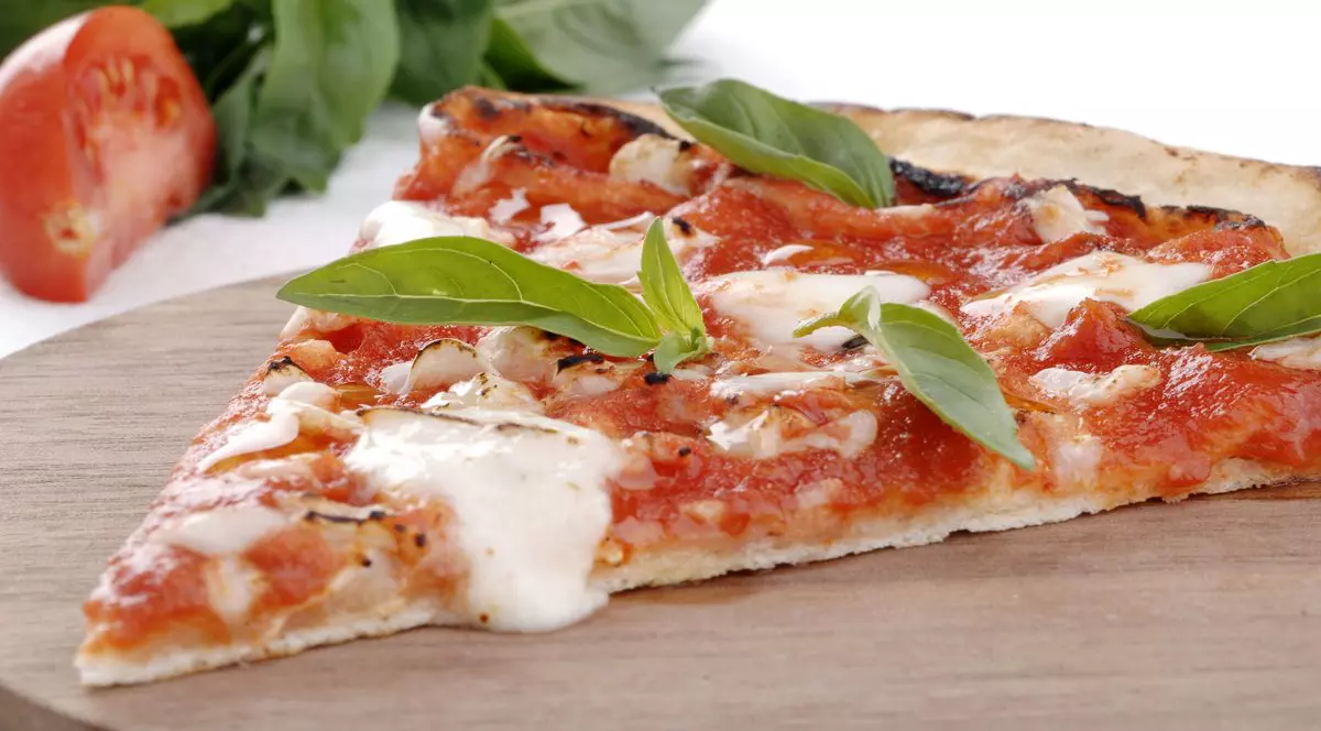 5 trucuri pentru a face o pizza sănătoasă