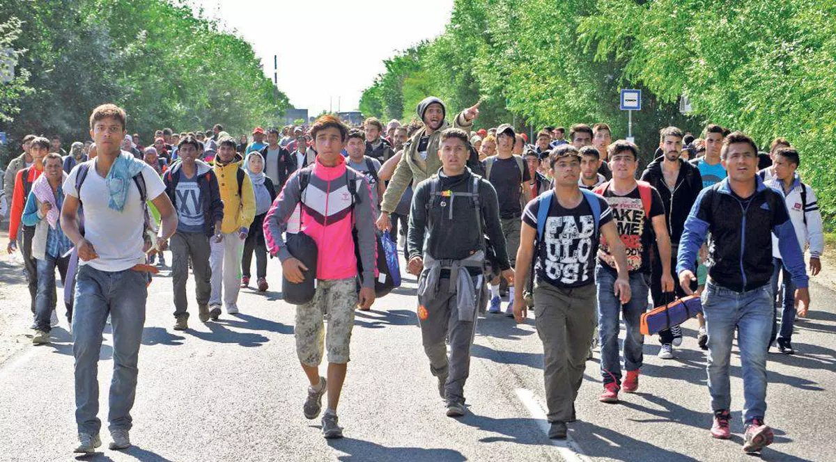 DECIZIE RADICALĂ a Ungariei în privința refugiaților! Intră în vigoare de la 15 septembrie