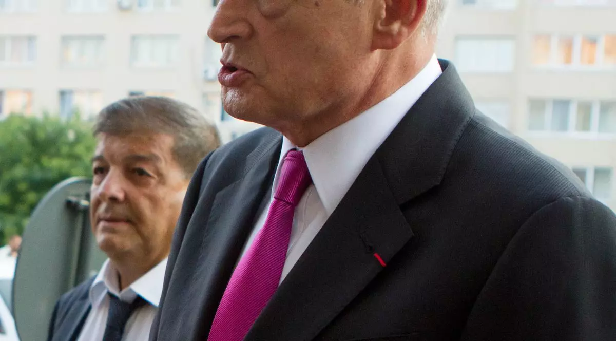 Sorin Oprescu, pe holul DNA, către presupusul complice: ”Banii erau marcați”