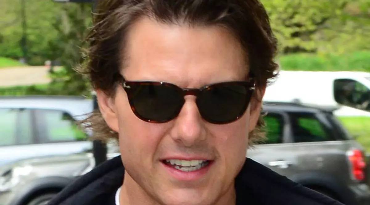 Un avion s-a prăbușit pe platoul unde filma Tom Cruise. Doi oameni au murit