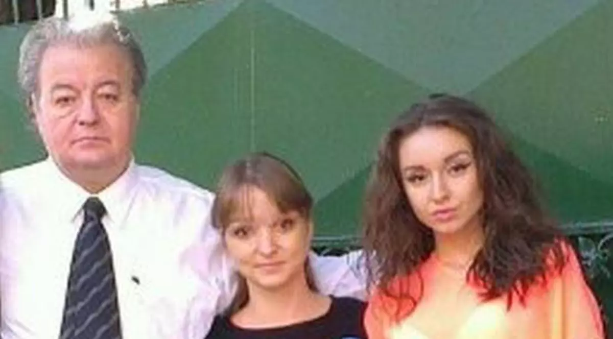 "Soţia şi fetele lui Vadim nu meritau asta". Ce vrea să facă un politician pentru a ajuta familia lui Vadim, înainte de înmormântare