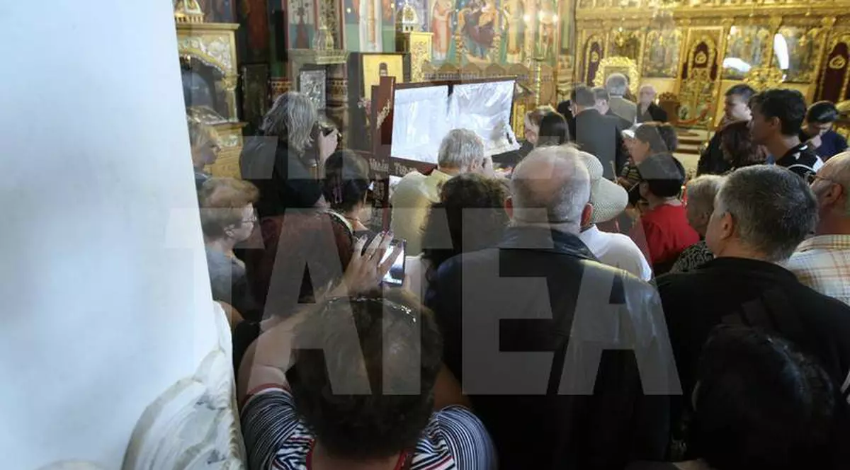 Fenomen incredibil. Ce s-a întâmplat fix în momentul în care Vadim Tudor a murit