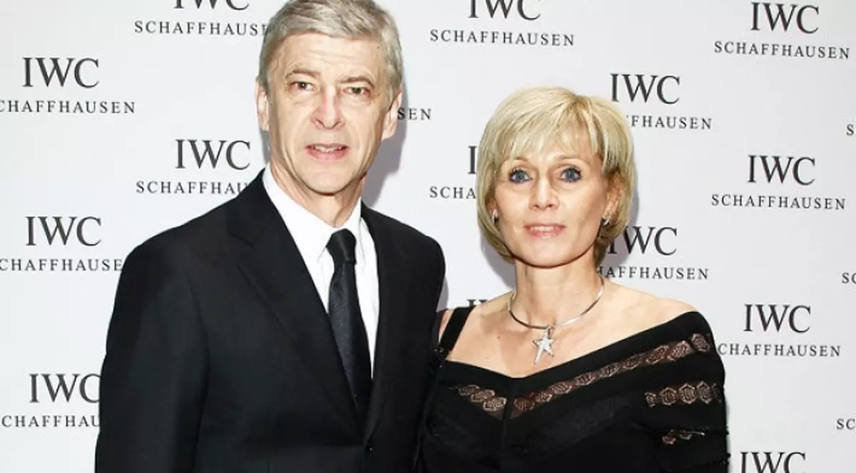 Arsene Wenger a renunțat la soție și a rămas cu amanta