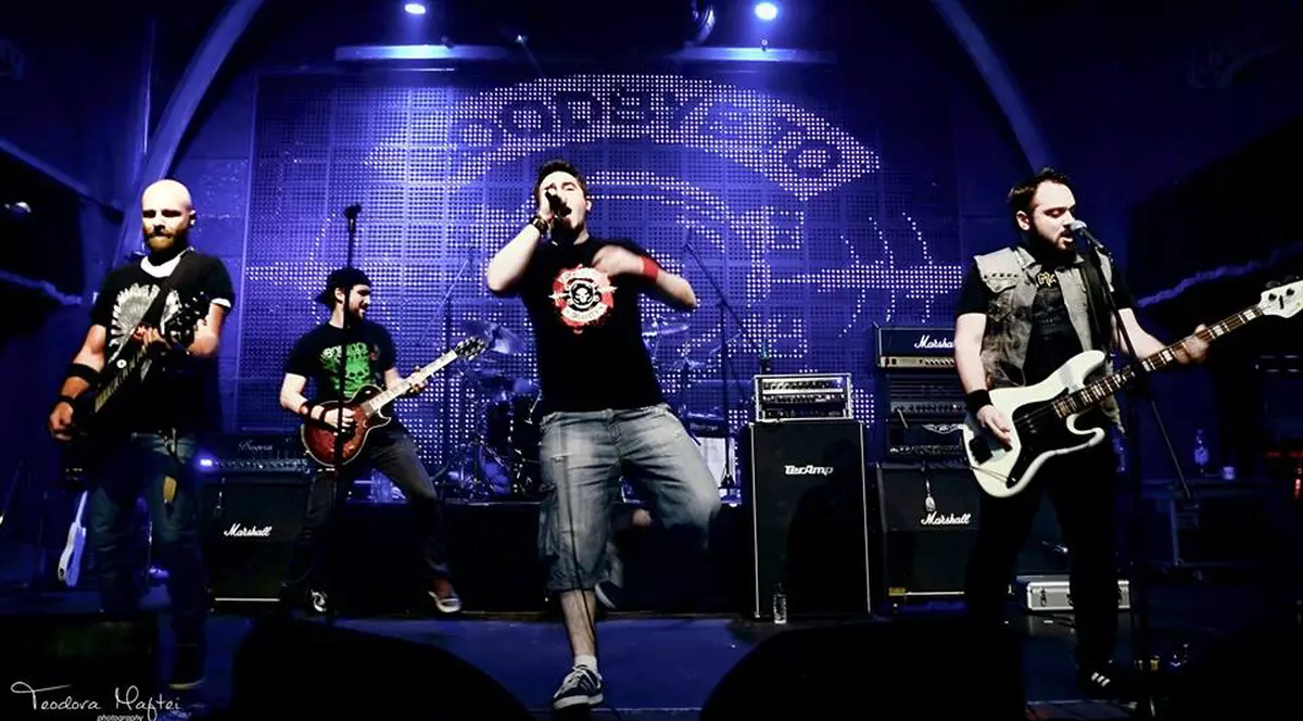 Ce a apărut pe pagina de Facebook a trupei Goodbye to Gravity. Fanilor nu le-a venit să creadă aşa ceva