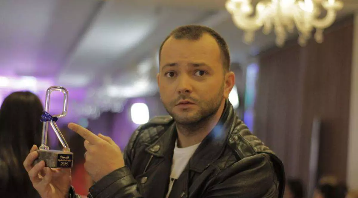 Mihai Morar, reacţie nervoasă pe Facebook: "Sunteţi nişte beţivi care urinează pe..."