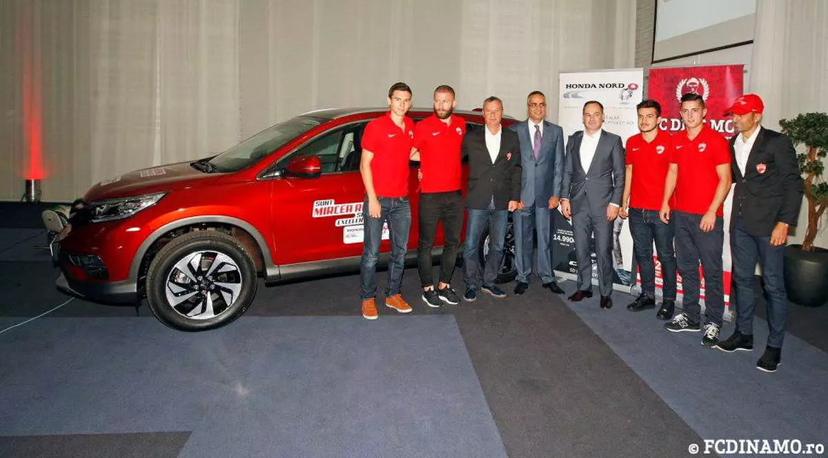 Dinamo ia viteză! Au primit 17 automobile. Două sunt personalizate