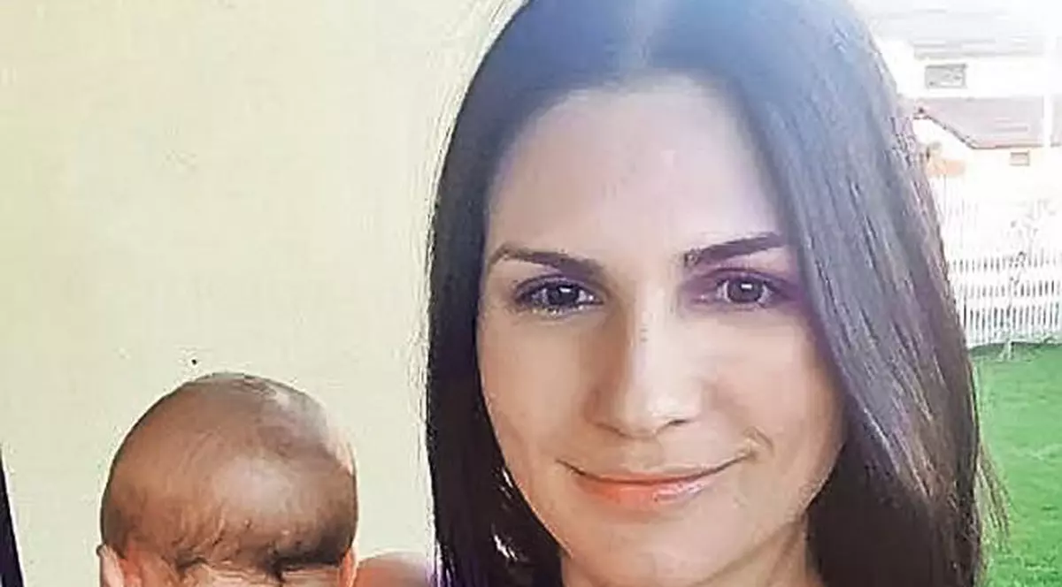 Botez mascat! Ellie White se costumează în Minnie Mouse la creştinarea fiicei ei