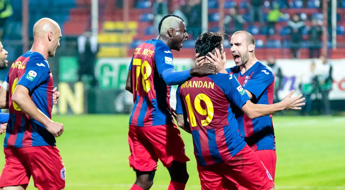 Cupa României, optimi. SC Bacău - ASA Tg. Mureș 0-1! Gol din penalty inventat! Viitorul 2 - CFR Cluj 0-1. Ardelenii se califică greu. Astra, CSMS Iași și ACS Poli Timișoara, în ”sferturi”. Ce se joacă joi