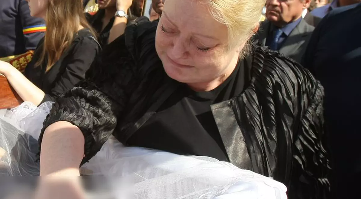 Lidia Samson, sora lui Vadim, acuză: "Fratele meu nu avea bani nici de-un covirg. Toți banii erau în casă, la toate trei"