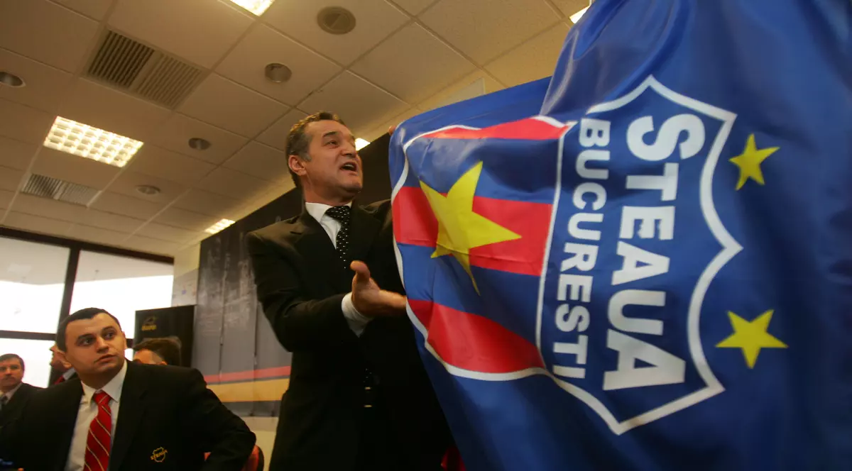 Gigi Becali rupe tăcerea. ”Dacă pierd numele, joc în Liga Campionilor ca FC Vasilescu!”. ^Plângere penală contra lui Jean Pavel. ”Marionetele” Boroi și Talpan încearcă o ”Mineriadă!”