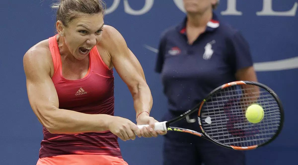 Simona Halep, nominalizată de WTA pentru cea mai frumoasă lovitură a lunii septembrie. Unde o puteți vota pe constănțeacă/ VIDEO