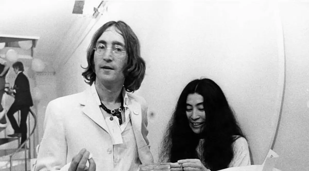 Adevărul despre dorințele sexuale ale lui John Lennon, dezvăluite la 35 de ani de la moartea artistului