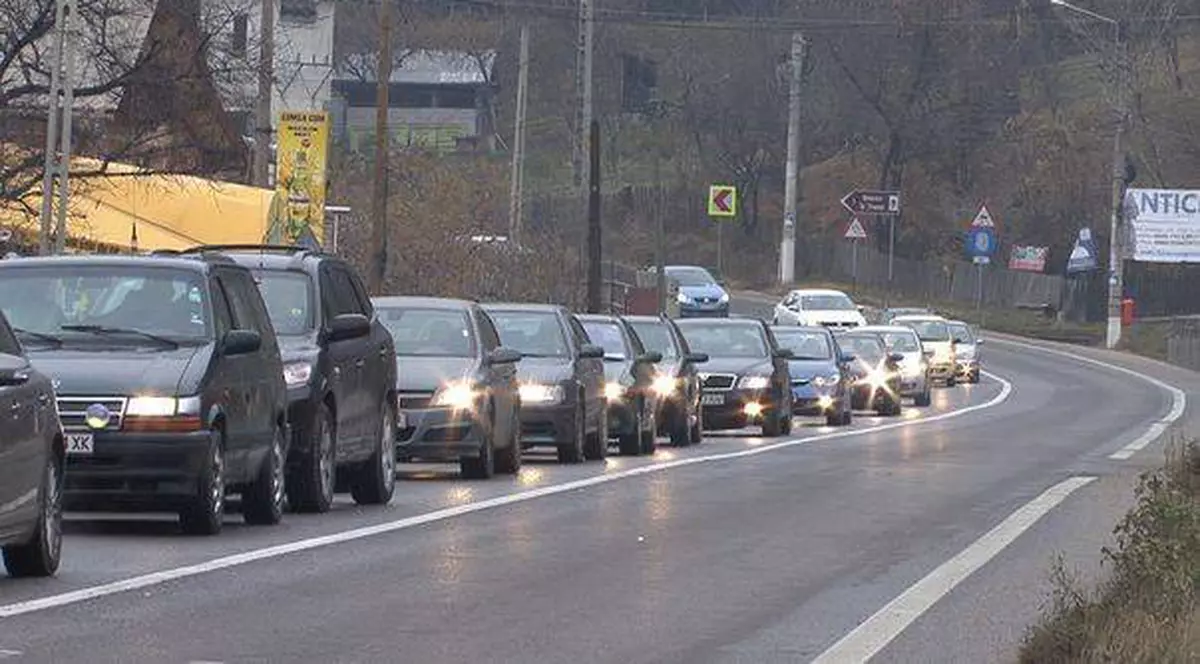 TRAFIC îngreunat, vineri seară, pe DN1 Bucureşti - Ploieşti