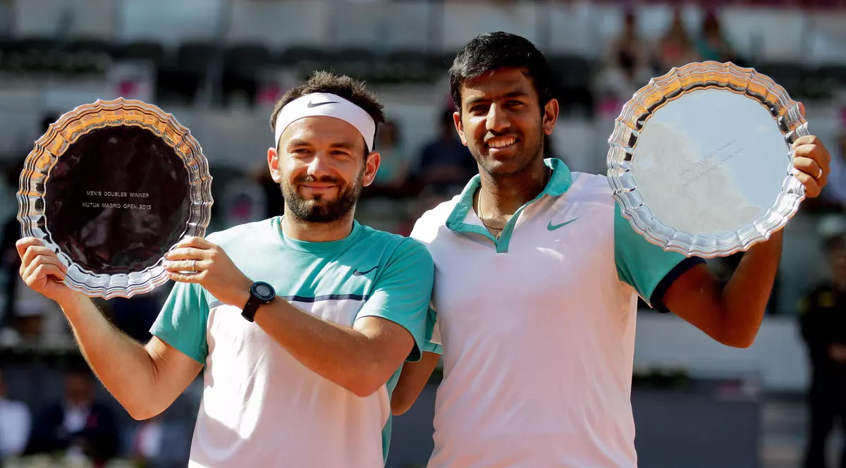 Mergea și Bopanna, calificați în semifinalele probei de dublu la Sydney