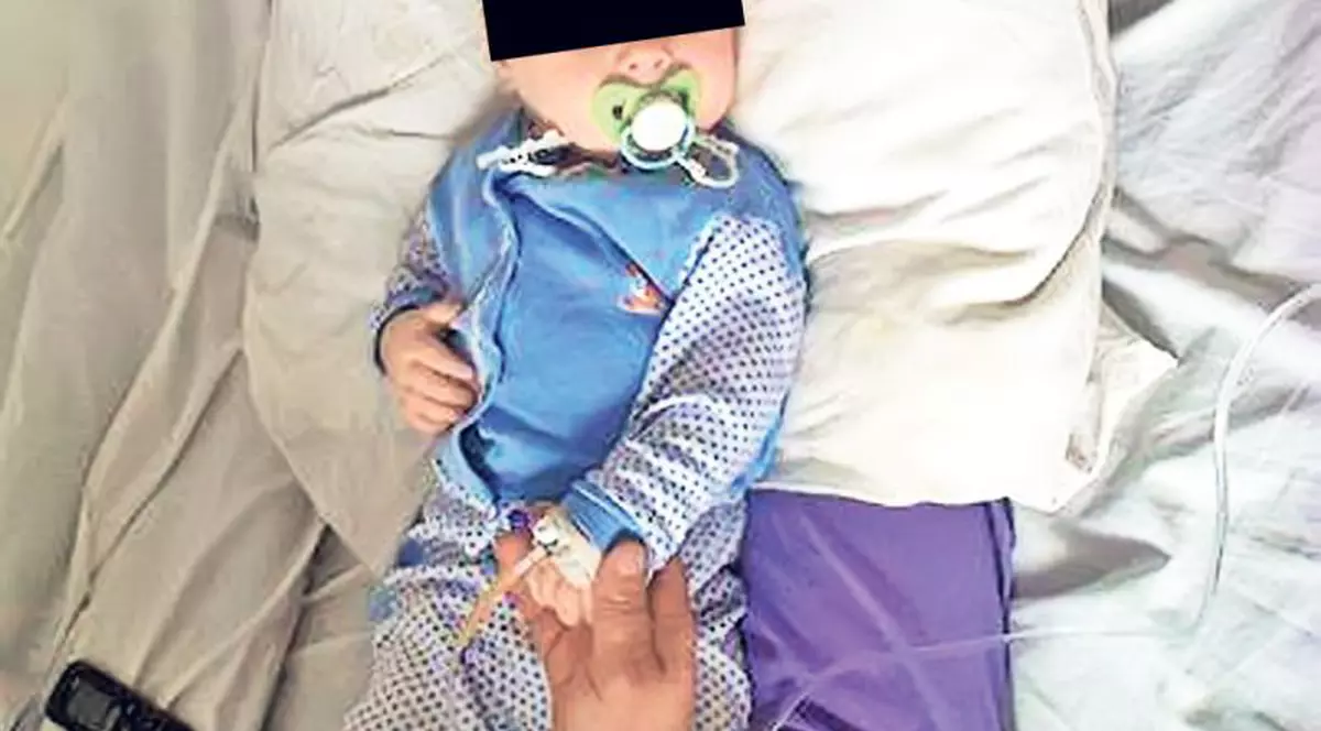 Salvat din mâinile propriei mame! O bunică din Botoşani a intervenit pentru nepoţelul său maltratat