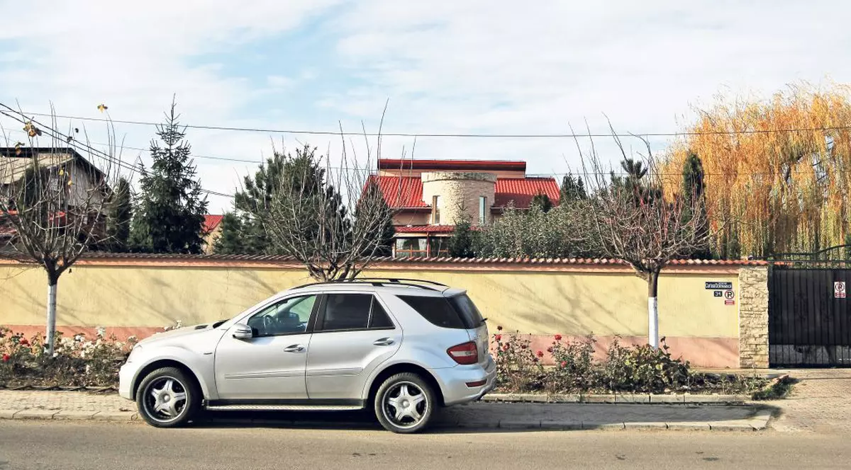 Un fost martor sub acoperire rupe tăcerea: «Un ofiţer mi-a cerut 100.000 de euro ca să nu le spună interlopilor unde mă ascund»