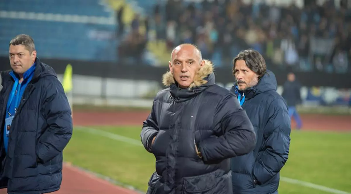 Nicolo Napoli rămâne la Iași, susținut de Florin Prunea: ^”Am încredere în el, nu joacă la pariuri. Nu-i va pune nimic la dispoziție lui Burleanu”