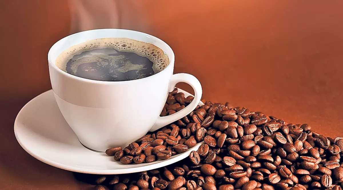 5 motive să nu renunţi la cafea