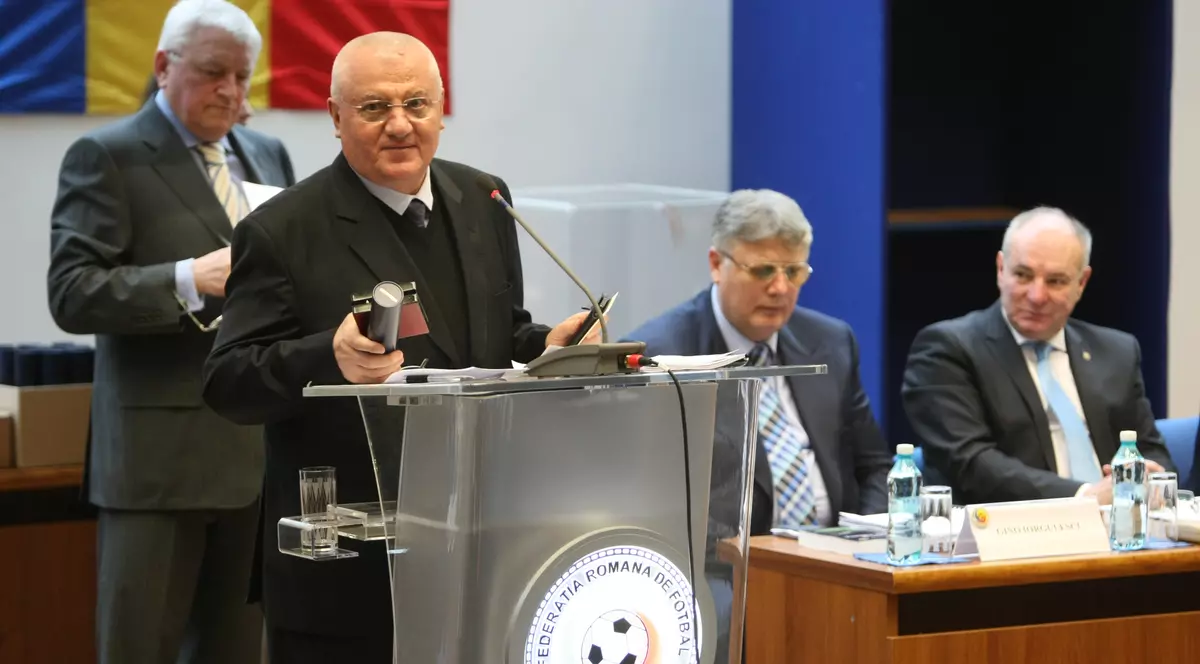 Scandal cu iz penal între Dumitru Dragomir și Gino Iorgulescu. Mitică: ”A luat șpaga, comisionul!”. Gino: ”Îl dau în judecată. Solicit anchetă DNA”