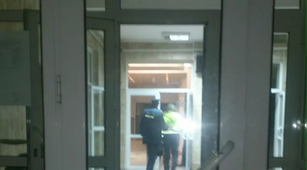 Un profesor s-a spânzurat într-un laborator la Iași!