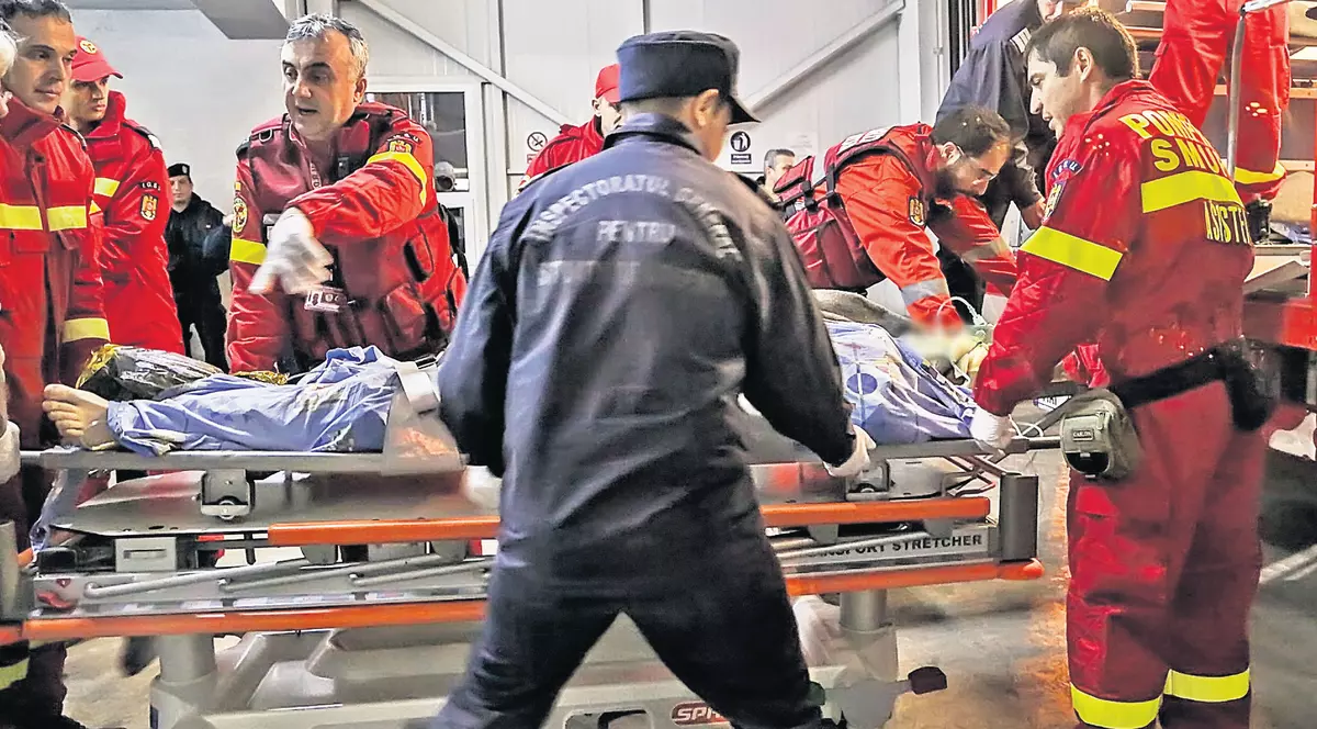 TRAGEDIA de la Colectiv | Supravieţuitorii vor avea nevoie de multe operaţii