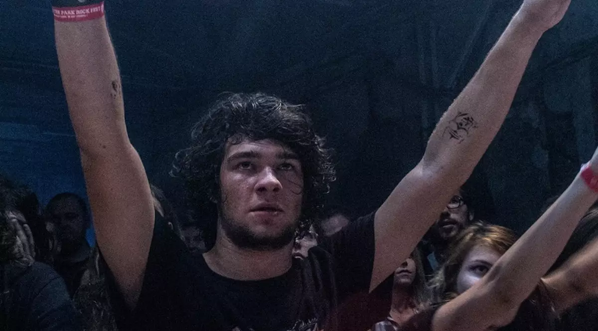 Tragedia din COLECTIV. IMAGINE impresionantă cu unul dintre răniții aflați în spital