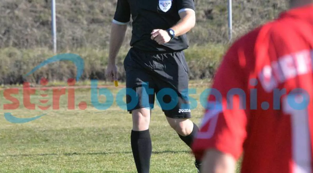 Caz halucinant în Botoșani: arbitru bătut de către ambele formații!