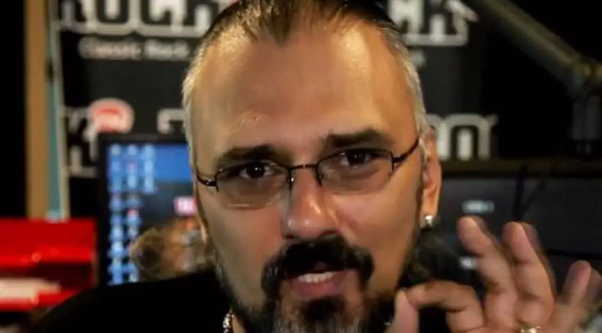 Mesajul lui Hrubaru, către cei care au spus că tinerii morţi în Colectiv sunt "satanişti" | VIDEO 