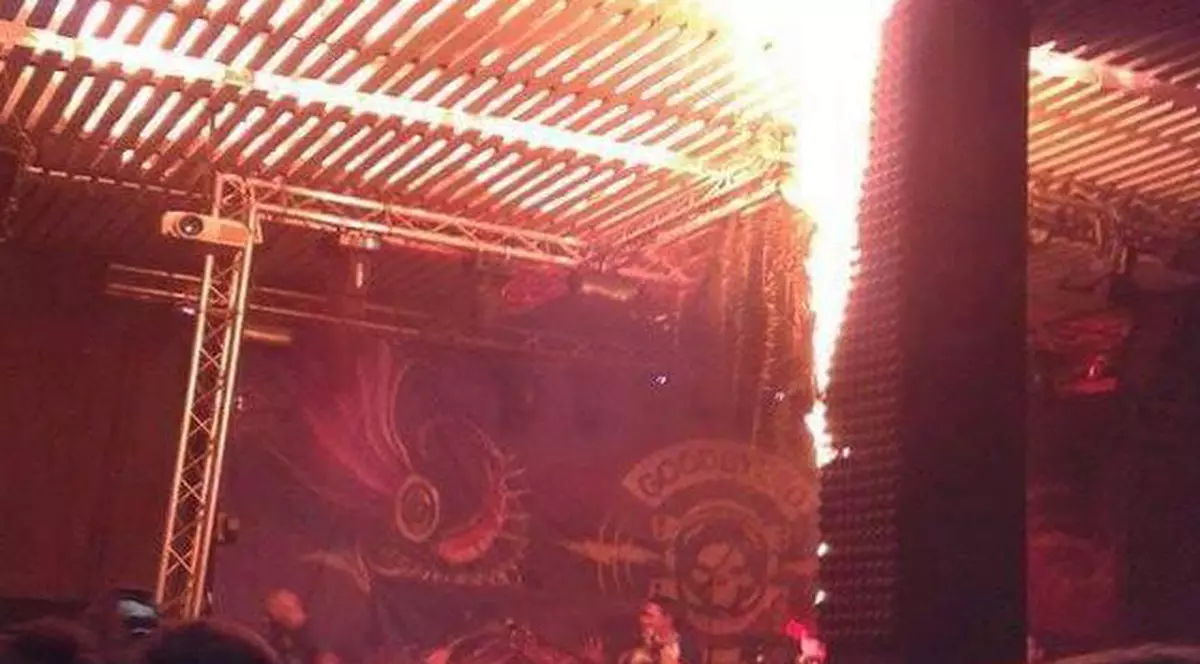 "Am văzut o fată ieşind în flăcări şi ne-am panicat". Alte mărturii şocante din clubul Colectiv 