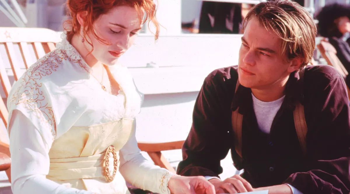 Seamănă leit cu Leonardo DiCaprio