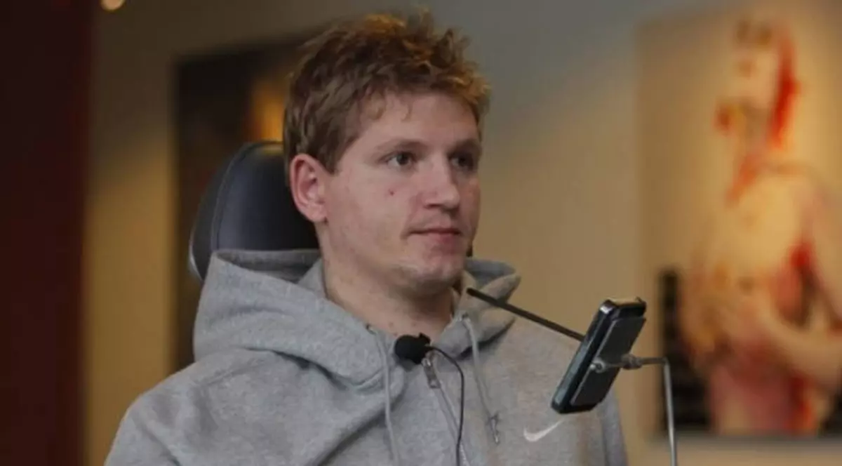 Impresionant! Mihai Neșu sare în ajutorul victimelor din Colectiv!