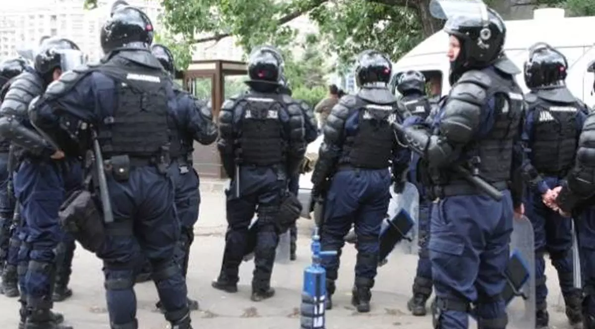 Percheziţii DNA la Poliţia Rutieră din Teleorman 