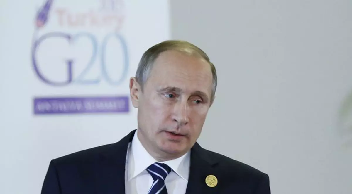 Vladimir Putin: "Statul Islamic este finanțat din 40 de țări, inclusiv din state G20"