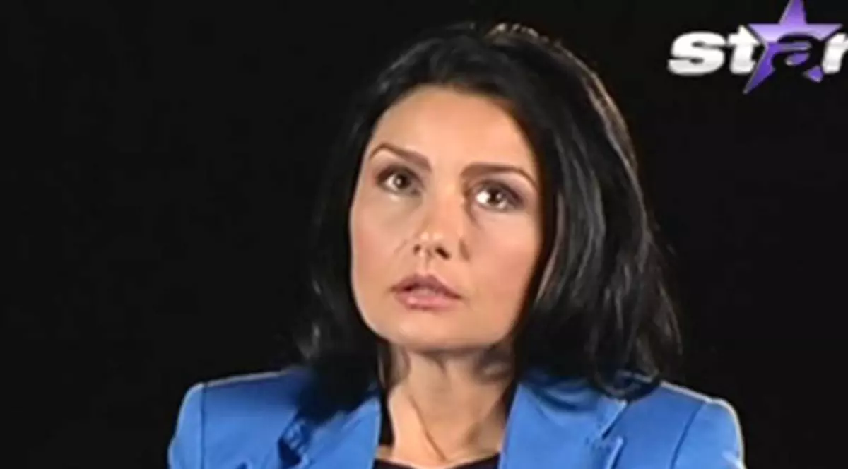 Silvia Chifiriuc și-a condus tatăl pe ultimul drum! Nevasta lui Petre Roman, răpusă de durere