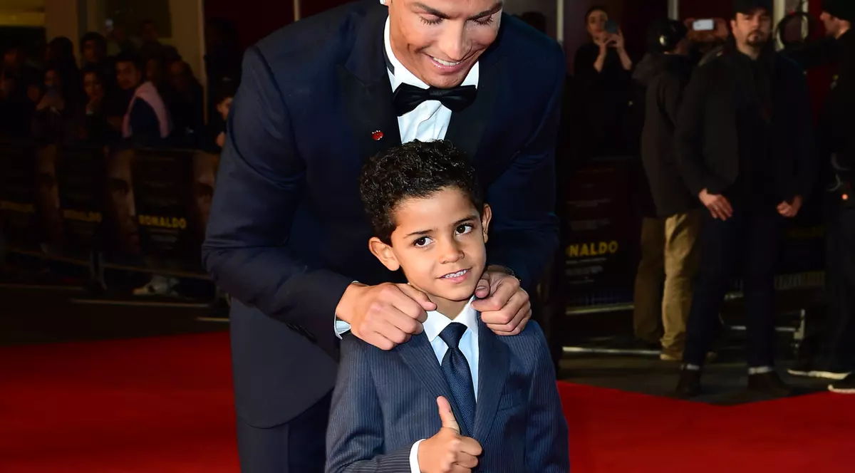 Ce mare s-a făcut FIUL lui Cristiano RONALDO! | FOTO