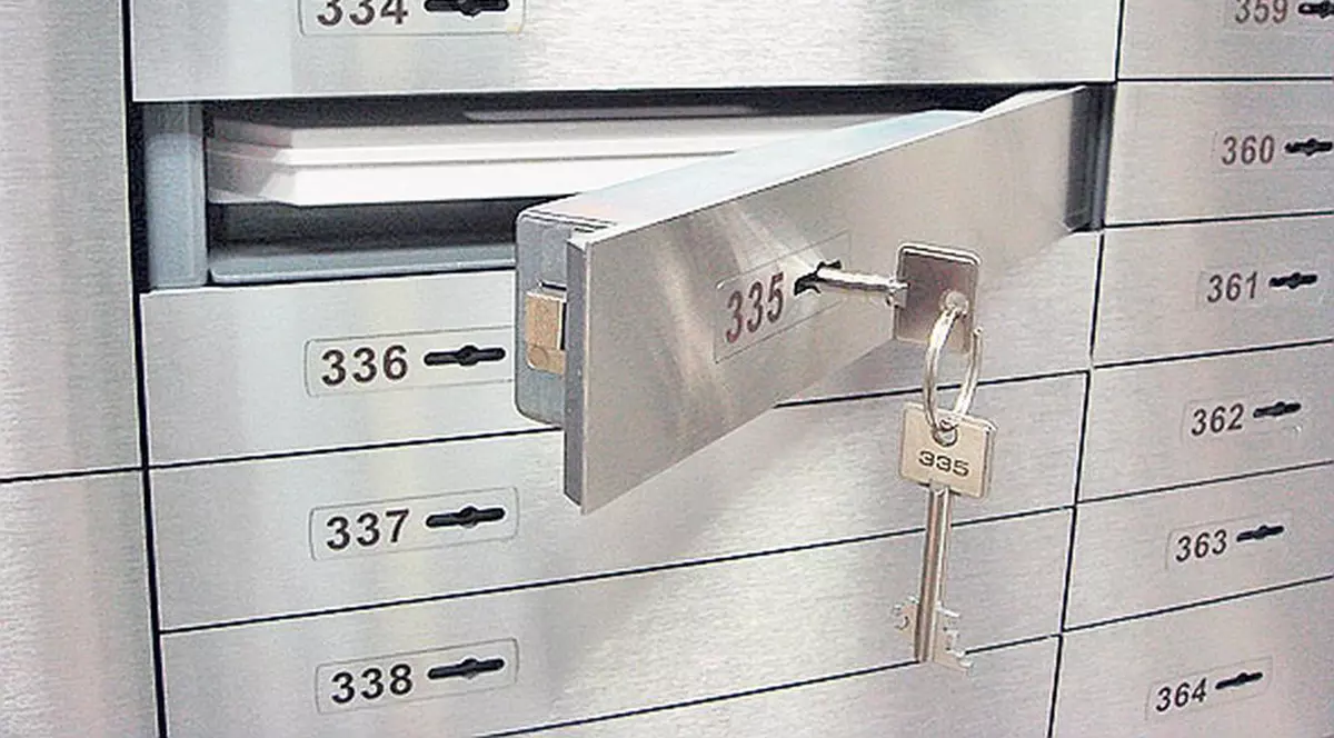 Cum să furi un milion! Un tânăr din Republica Moldova a prădat ca-n filme casetele de valori ale unei bănci din Oradea