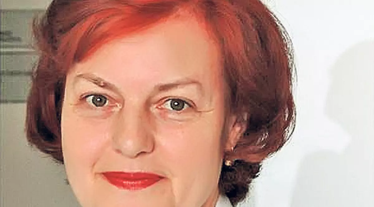 Prinde criminalii cu metode din serialul CSI | Povestea polițistei care și-a transformat pasiunea pentru chimie într-o adevărată meserie