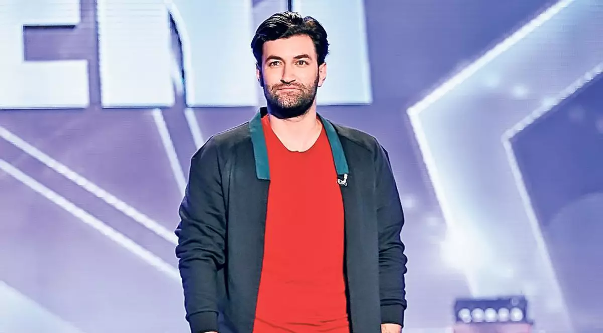 Smiley, şomer de Revelion! Lovitură de final de an pentru cei mai cunoscuţi cântăreţi români | EXCLUSIV