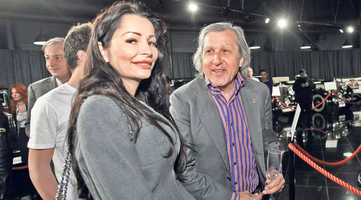 Post negru pentru zile albe! Brigitte Sfăt este convinsă că a găsit reţeta echilibrului şi calea către împlinirea tuturor dorinţelor | EXCLUSIV