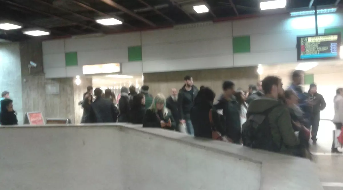 UPDATE! Alertă falsă cu bombă în Piața Unirii. Circulația a fost reluată