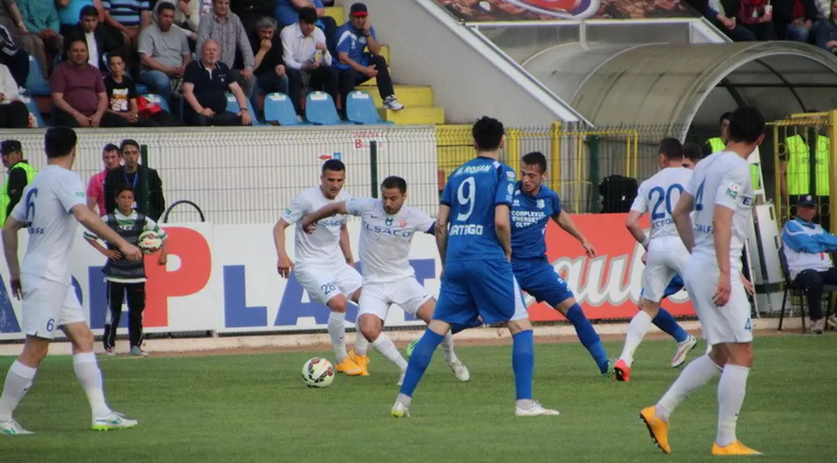 Liga 1. Pandurii Tg. Jiu - FC Botoşani 0-3. Bombă: Ngadeu, Popovici și Cucu au umilit gorjenii! Gazdele, fără golgheterul Hora. Pintilii e la meci și ar putea redeveni ”pandur”
