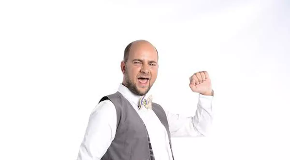 Un celebru prezentator tv de la noi a devenit tătic pentru a doua oară 