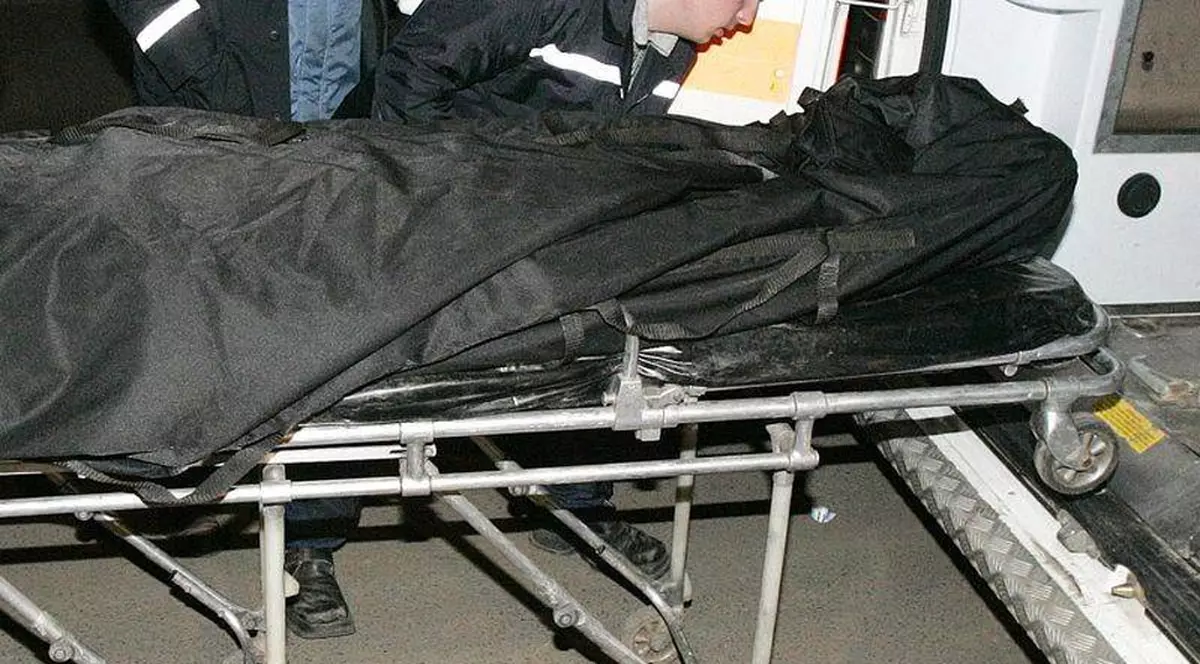 Situație scandaloasă în Lugoj! Un cadavru a zăcut două zile în curtea spitalului!