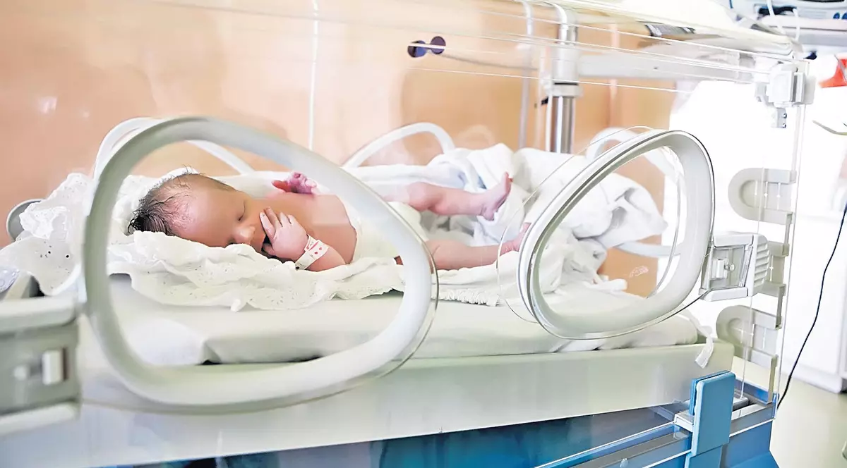 A aflat de la polițiști că are un copil | Situaţie incredibilă pentru o tânără din Constanța