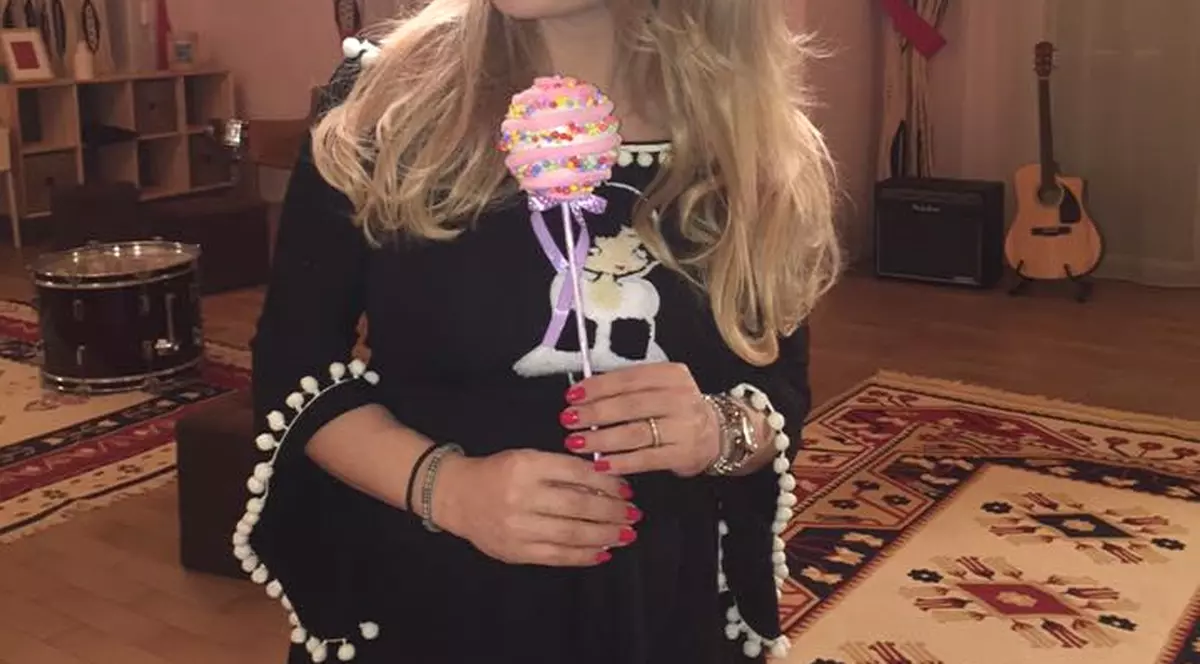 CUM ARATĂ Anda Adam la 8 zile după ce a născut | FOTO & VIDEO